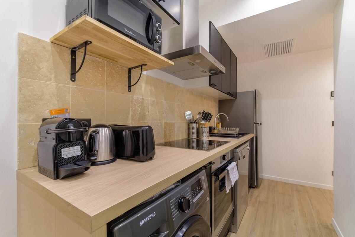 Vivez Antibes ! Logez A 6 Au Centre-Ville Extérieur photo